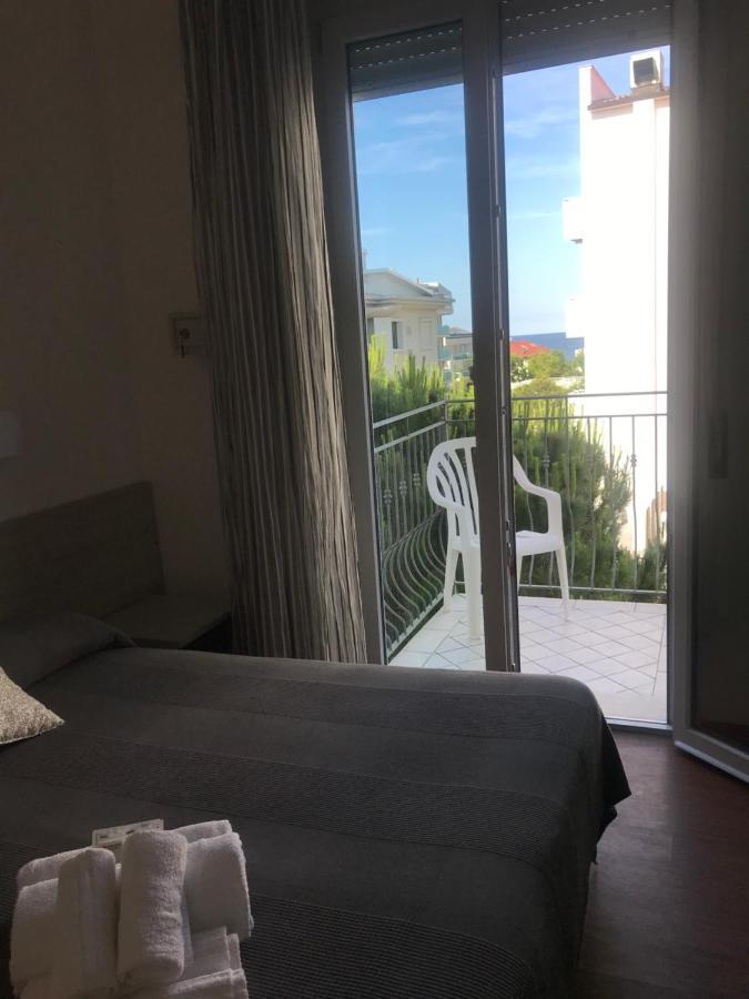 Hotel Augustus มิลาโน แมริตทิมา ภายนอก รูปภาพ